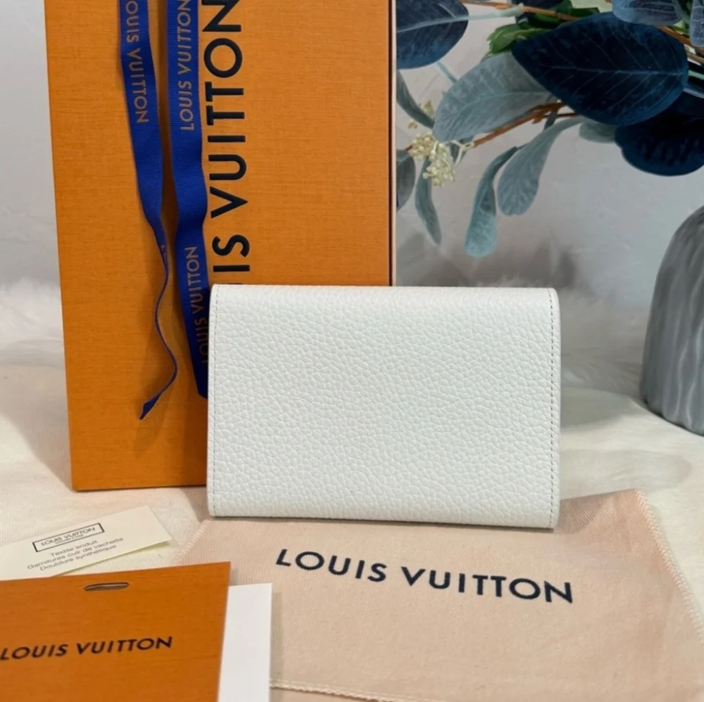 Louis Vuitton Capushell Capucines Wallet New VERY RARE 2023